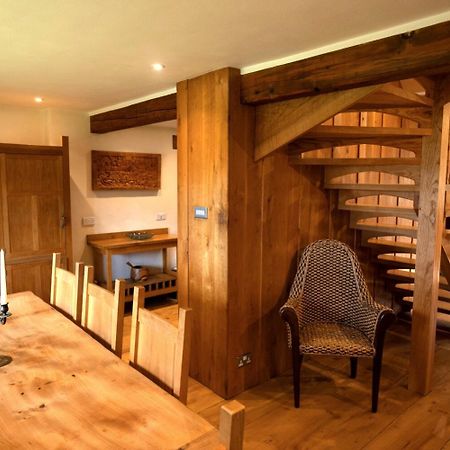 Heath Farm Holiday Cottages Swerford Room photo